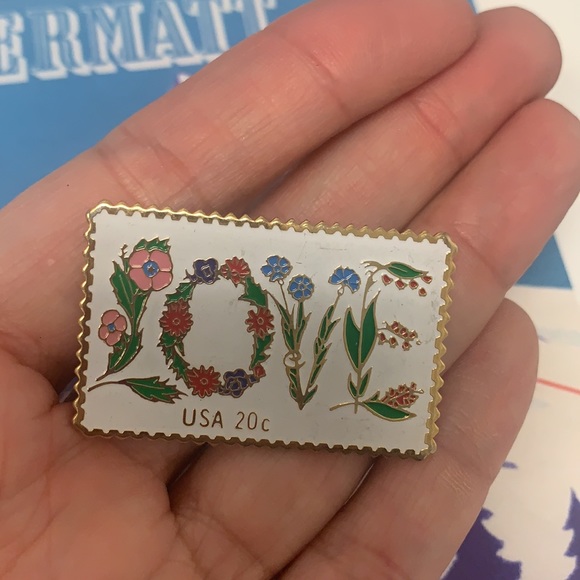 Jayne Co Pin - Picture 2 of 4